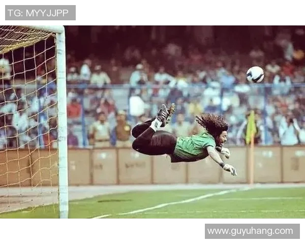 足球明星的搞笑瞬间与奇葩场景大盘点让你捧腹大笑的精彩时刻